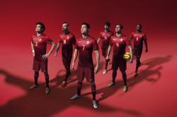 世界杯2026-2026世界杯决赛强强对话，芬兰碾压荷兰，梅西闪耀全场掌控节奏